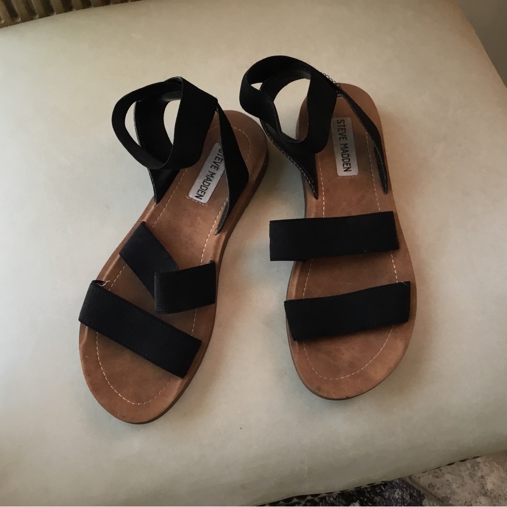 STEVE MADDEN SANDAL